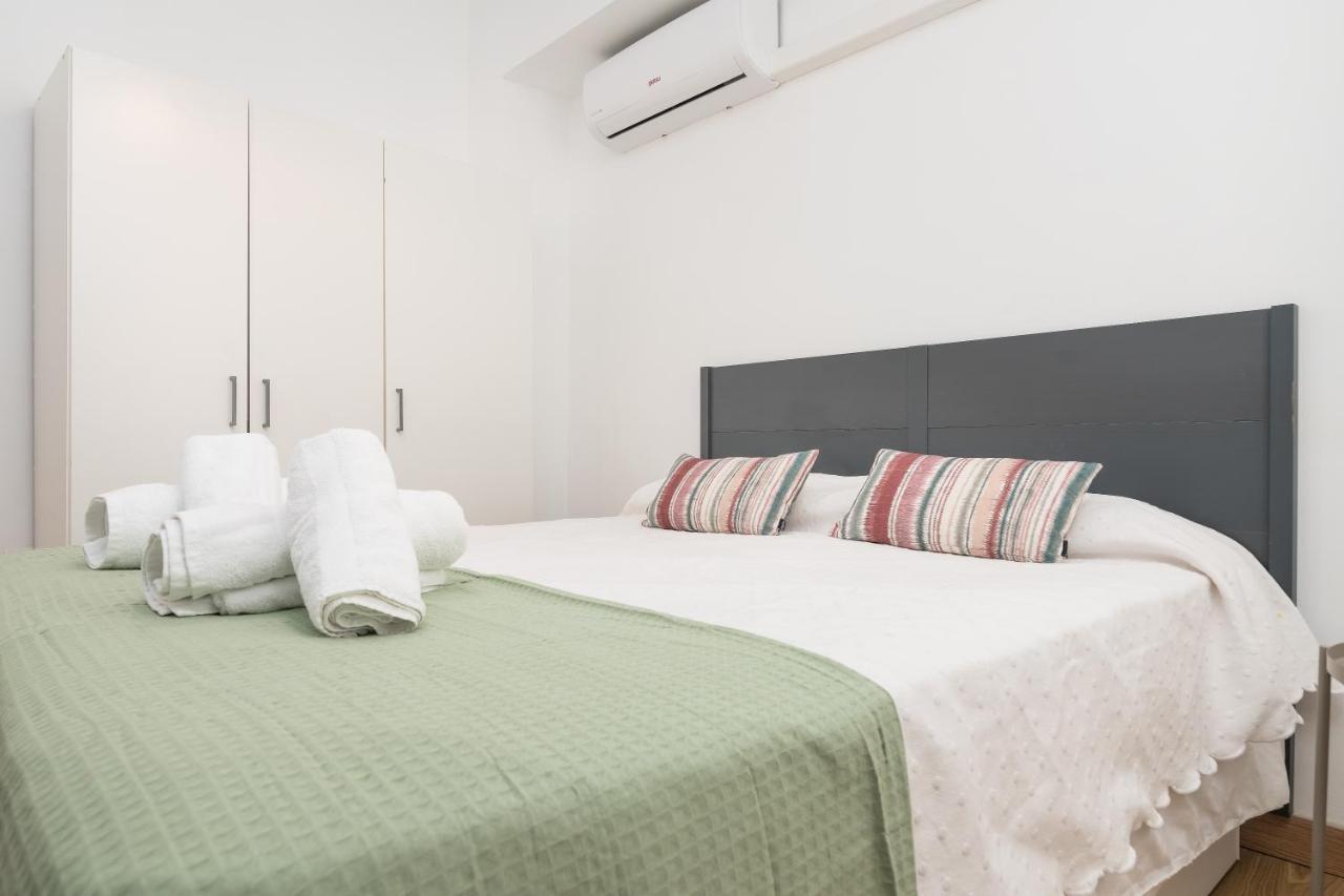 Precioso Apartamento Con Habitacion Separada En Centro Historico De مالقة المظهر الخارجي الصورة